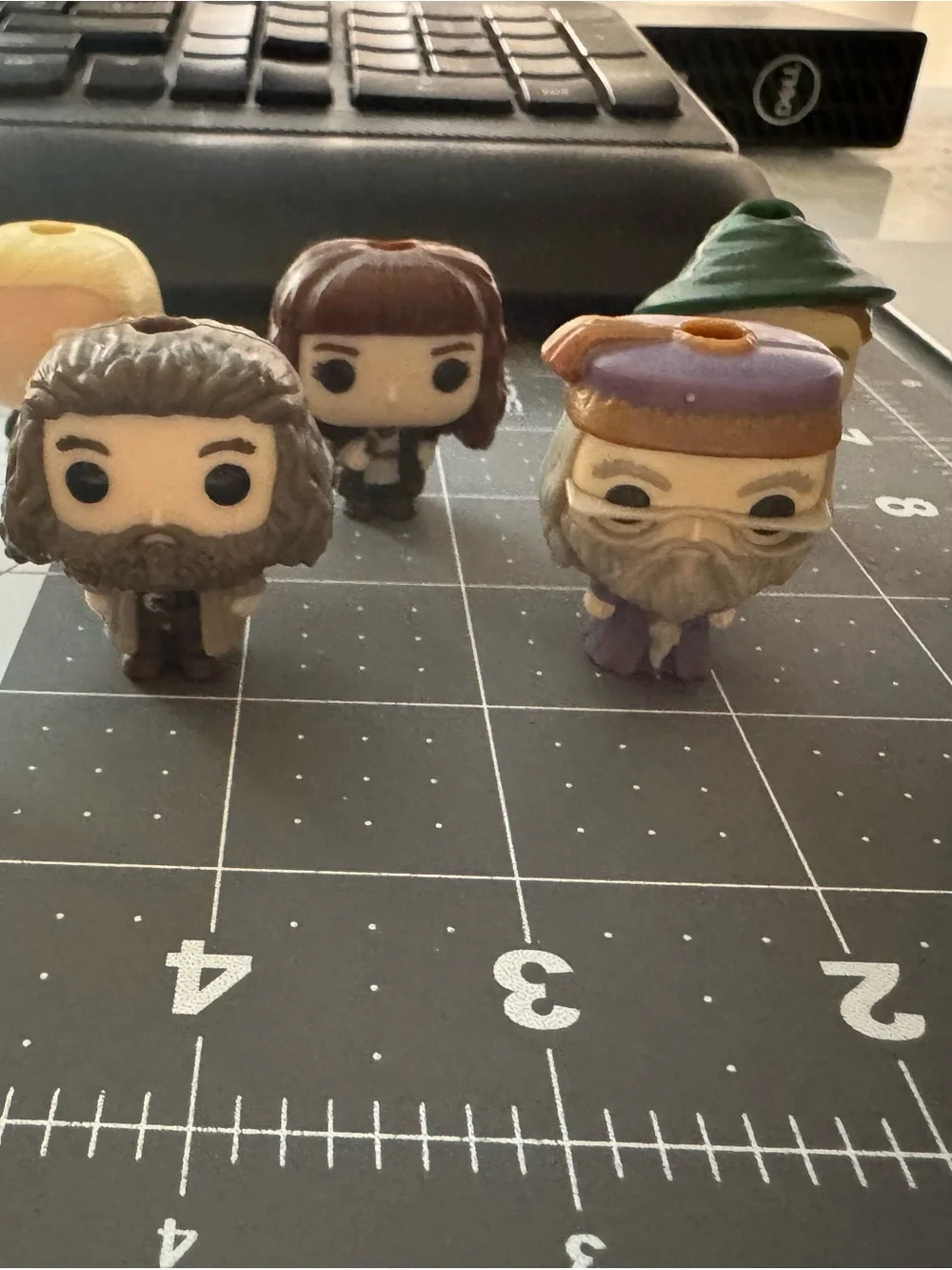 Harry Potter kinder joy Collectible Small Figurine - Set of 7